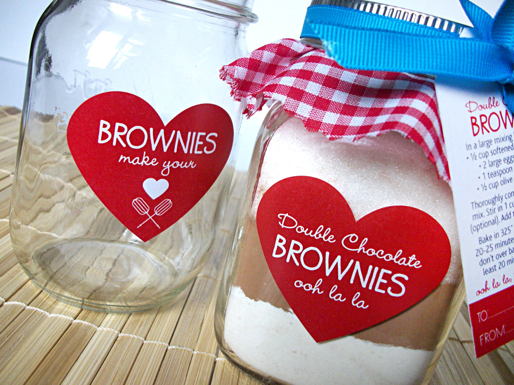 brownie mix in a mason jar gift | CanningCrafts.com