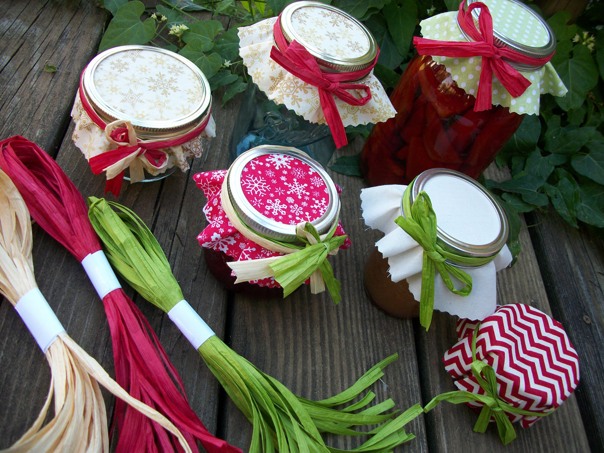 Red, Green, Natural Christmas Raffia Ribbons for mason jar decorations | CanningCrafts.com