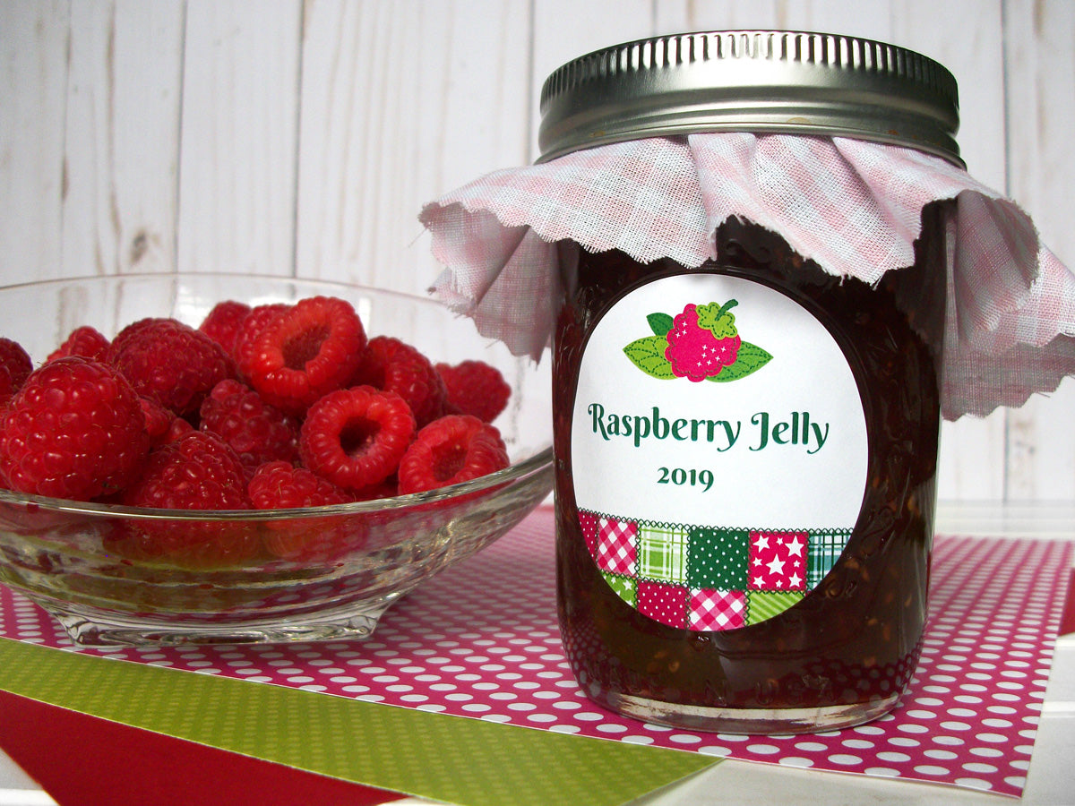 Country Quilt Raspberry Jelly Jar Labels | CanningCrafts.com