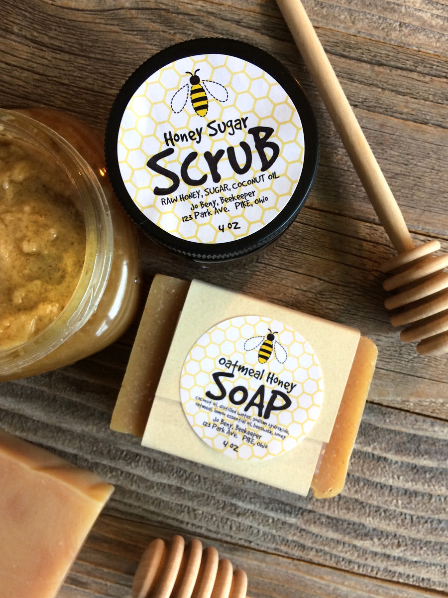Cute honey bee custom soap and sugar scrub labels | CanningCrafts.com