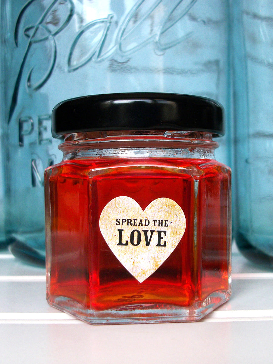 Vintage Spread the Love Wedding Heart Jam Jar Favor Labels | CanningCrafts.com